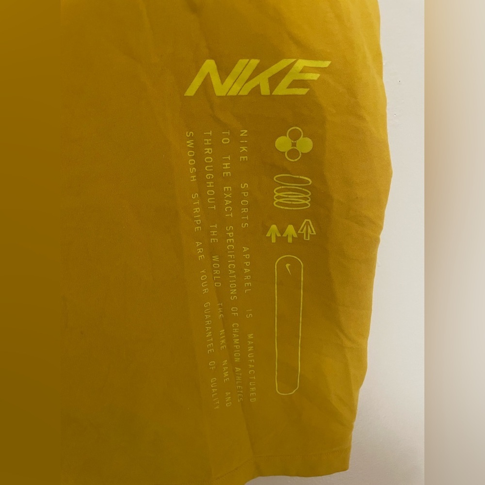 ✨Women’s Nike Tank Top Size S - Picture 3 of 7